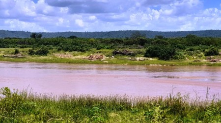 Prime 305-Acre Farm with River Frontage in Makueni